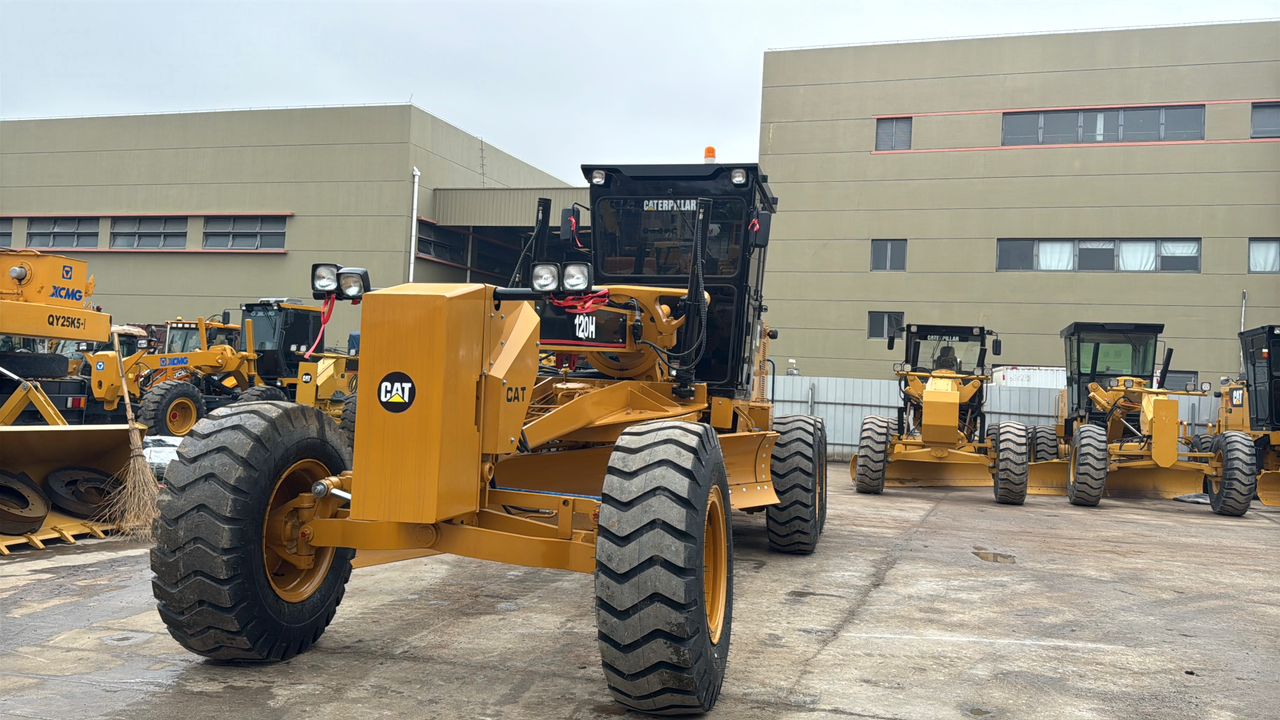 CAT GRADER 120H 2024