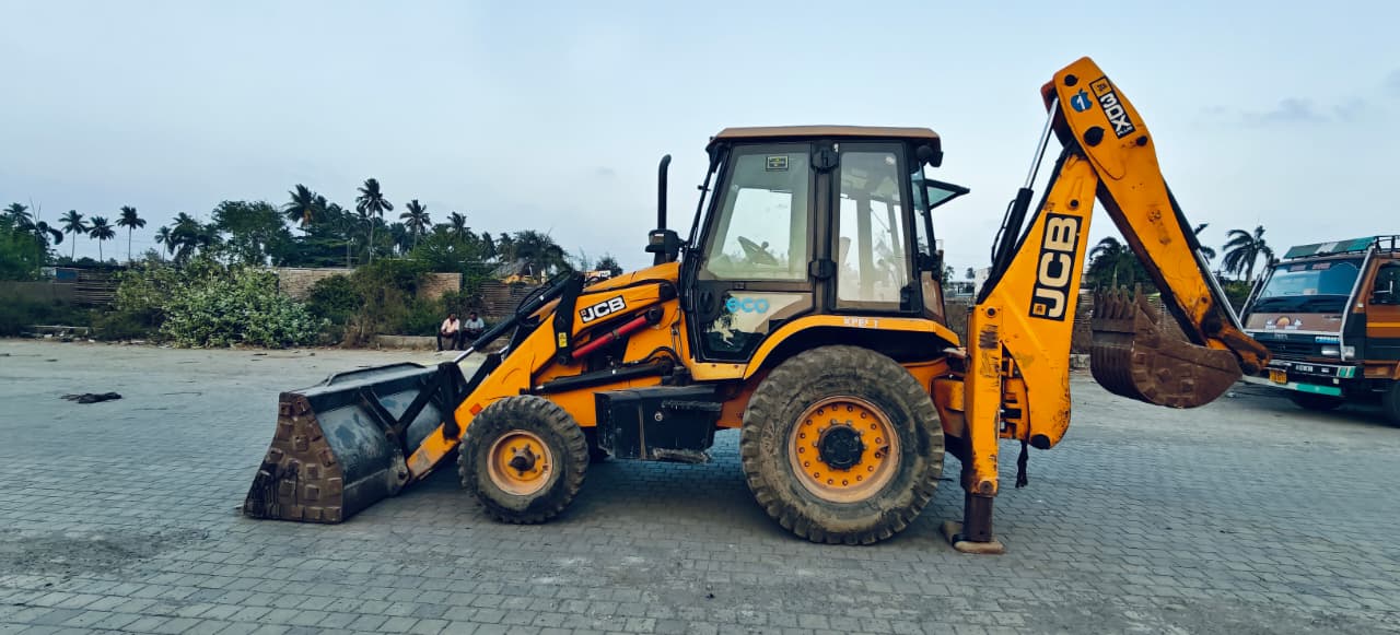 JCB BACKHOE 3DX 2023