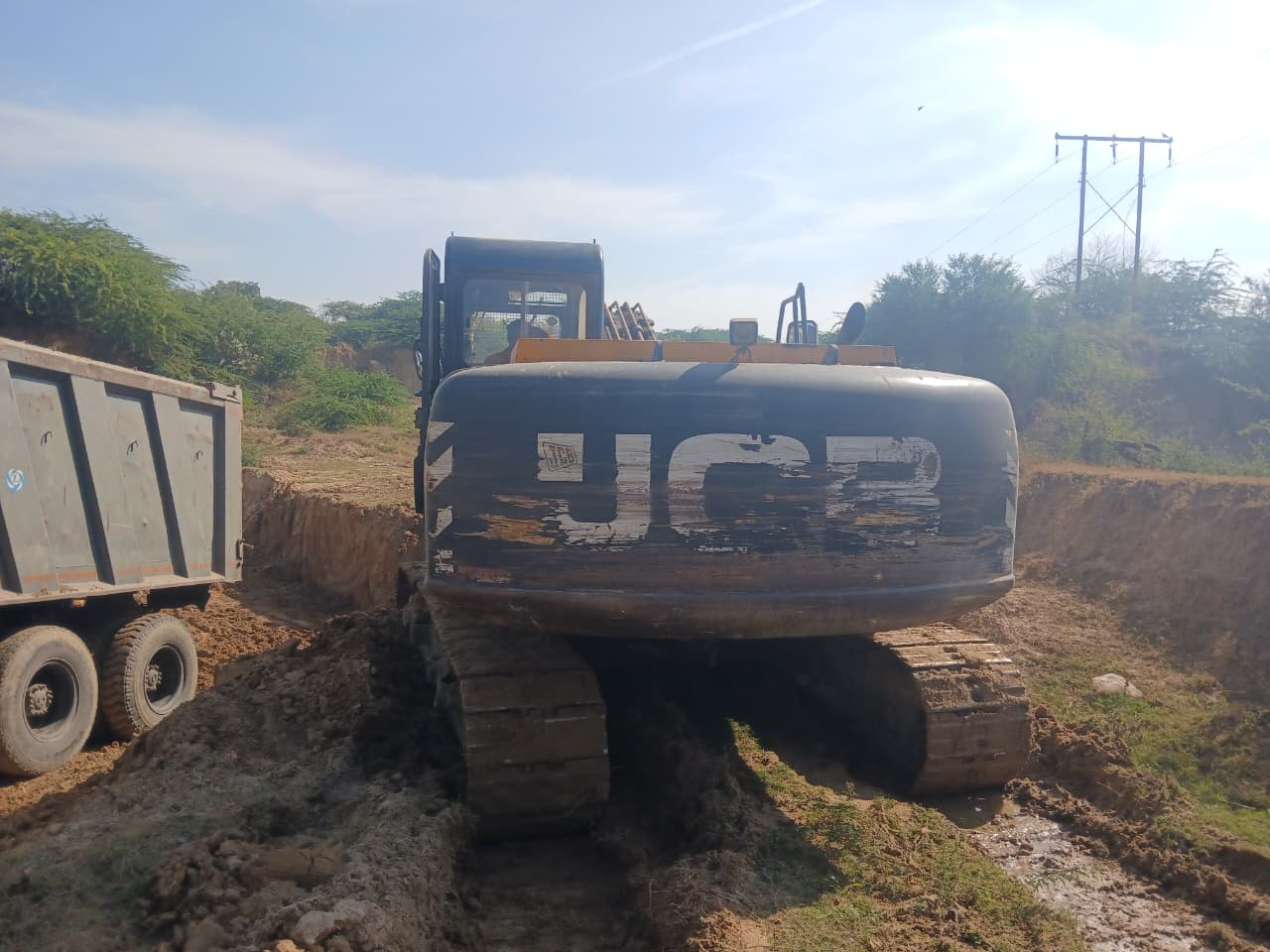 JCB EXCAVATOR JS205 2017