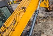 HYUNDAI EXCAVATOR R210 2016