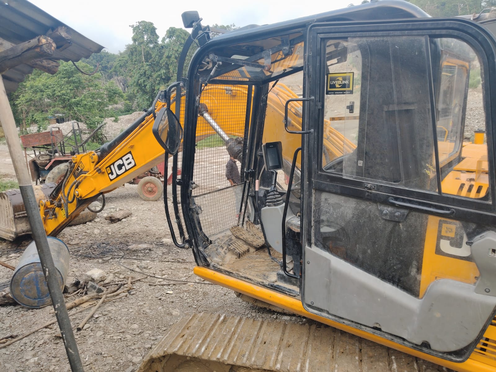 JCB EXCAVATOR JS140 2023